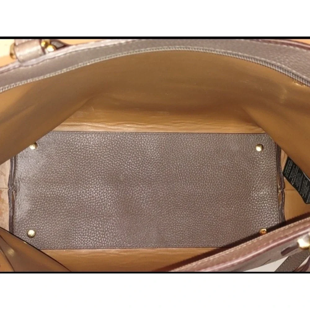 Lauren Ralph Lauren Cross Body Purse Taupe, Inside pocket, Shoulder Strap 18x13 - Picture 9 of 11